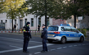 "Berlin Synagogue Targeted in Molotov Cocktail Attack Amid Rising Tensions"